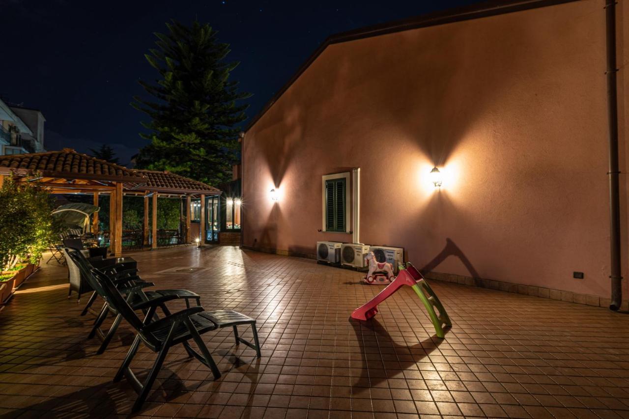 Alhambra - Guest House Di Charme Giarre Exterior photo